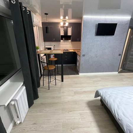 Apartcenter Вип Апартаменты В Центре Города На Гагарина Kryvyj Rih Exteriér fotografie